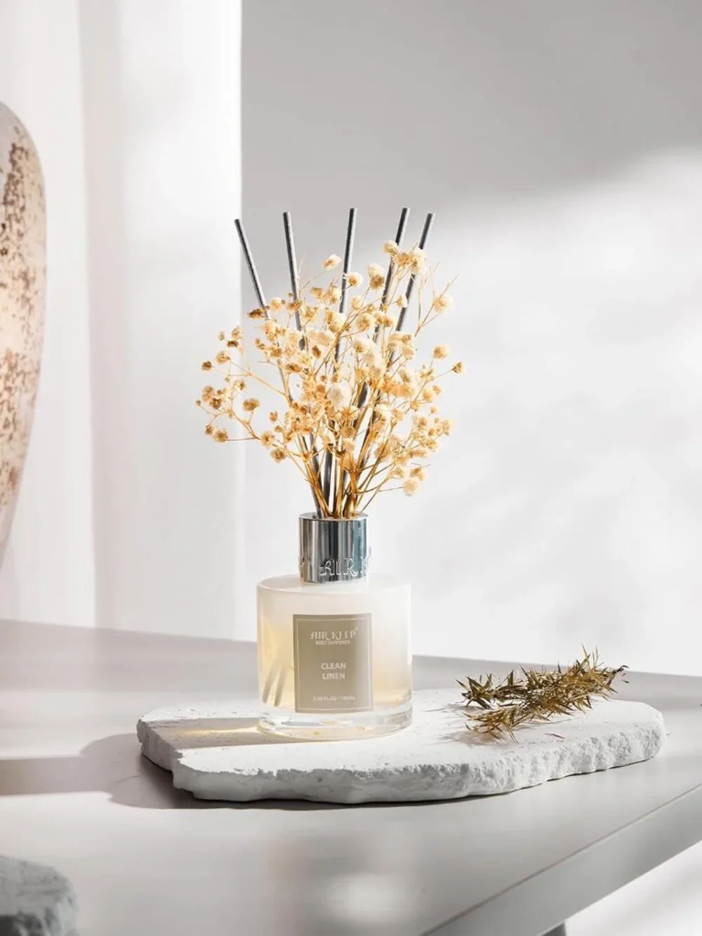 Luxury Clean Linen Reed Diffuser Set 100ml with 8 Sticks - Elegant Home Aroma